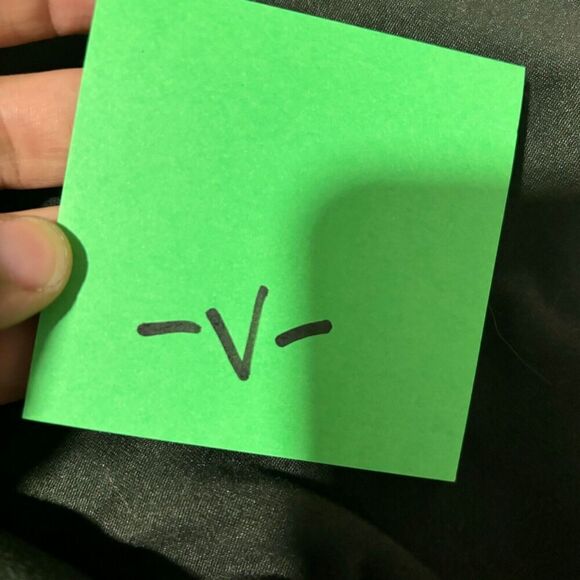 NWT Beyond Yoga Womens Cellphone Zipper Pockets Infinity Scarf Black Lightweight - Picture 10 of 10